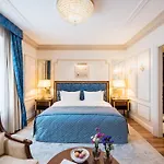 Flueela - The Unbound Collection By Hyatt 5*