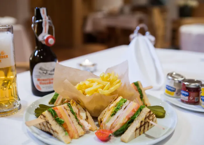 Flueela - The Unbound Collection By Hyatt 5*