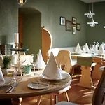 Flueela - The Unbound Collection By Hyatt 5*