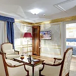 Flueela - The Unbound Collection By Hyatt 5*